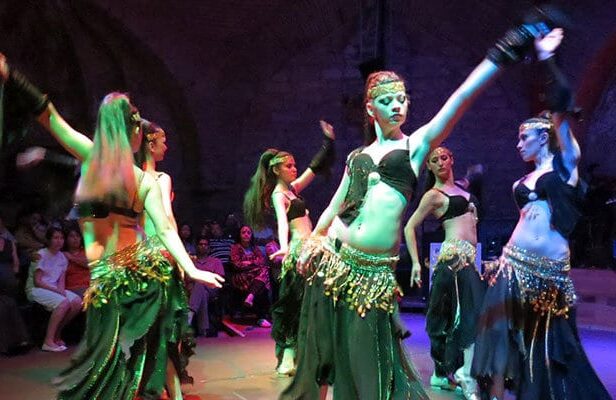 ESTAMBUL NOCTURNO CON CENA Y ESPECTÁCULO