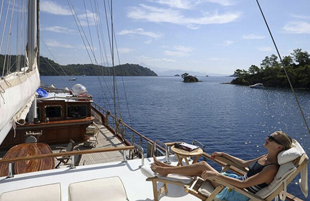 CRUCERO POR LA COSTA EGEO