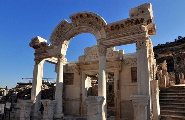 TOUR OF THE JEWISH HERITAGE IN IZMIR ESMIRNA