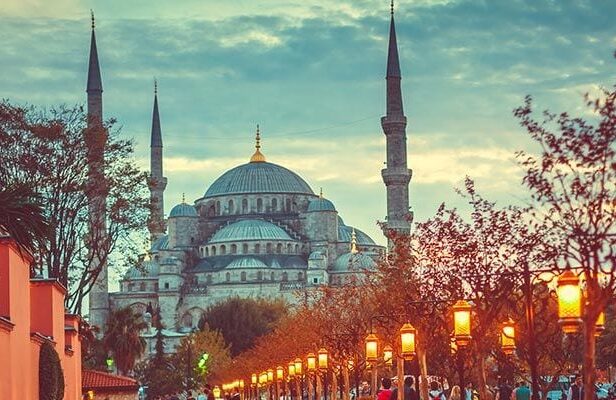 WE DESIGN YOUR TRIP IN ISTANBUL